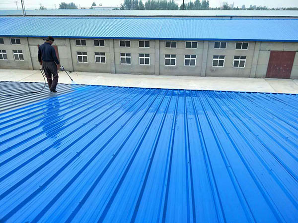 贵南 彩钢瓦喷漆翻新工业厂房、仓库